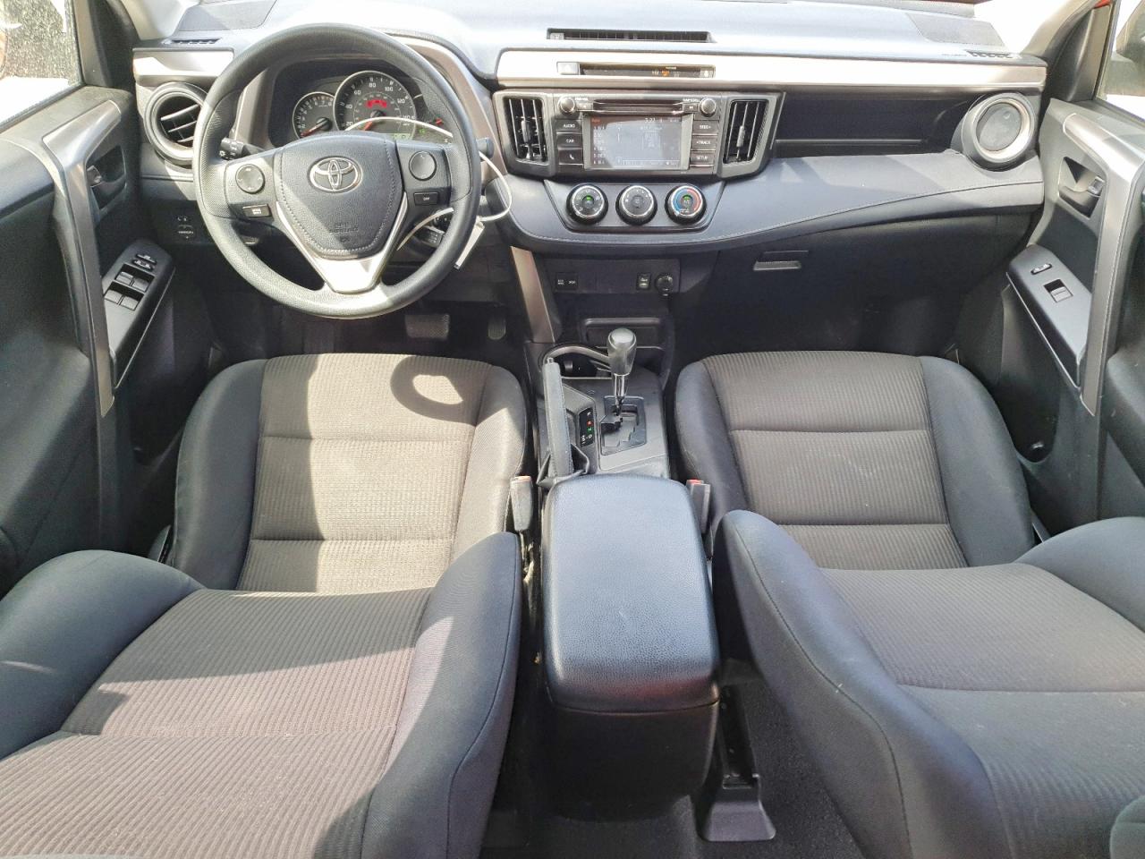 2016 TOYOTA RAV4 LE photo 22