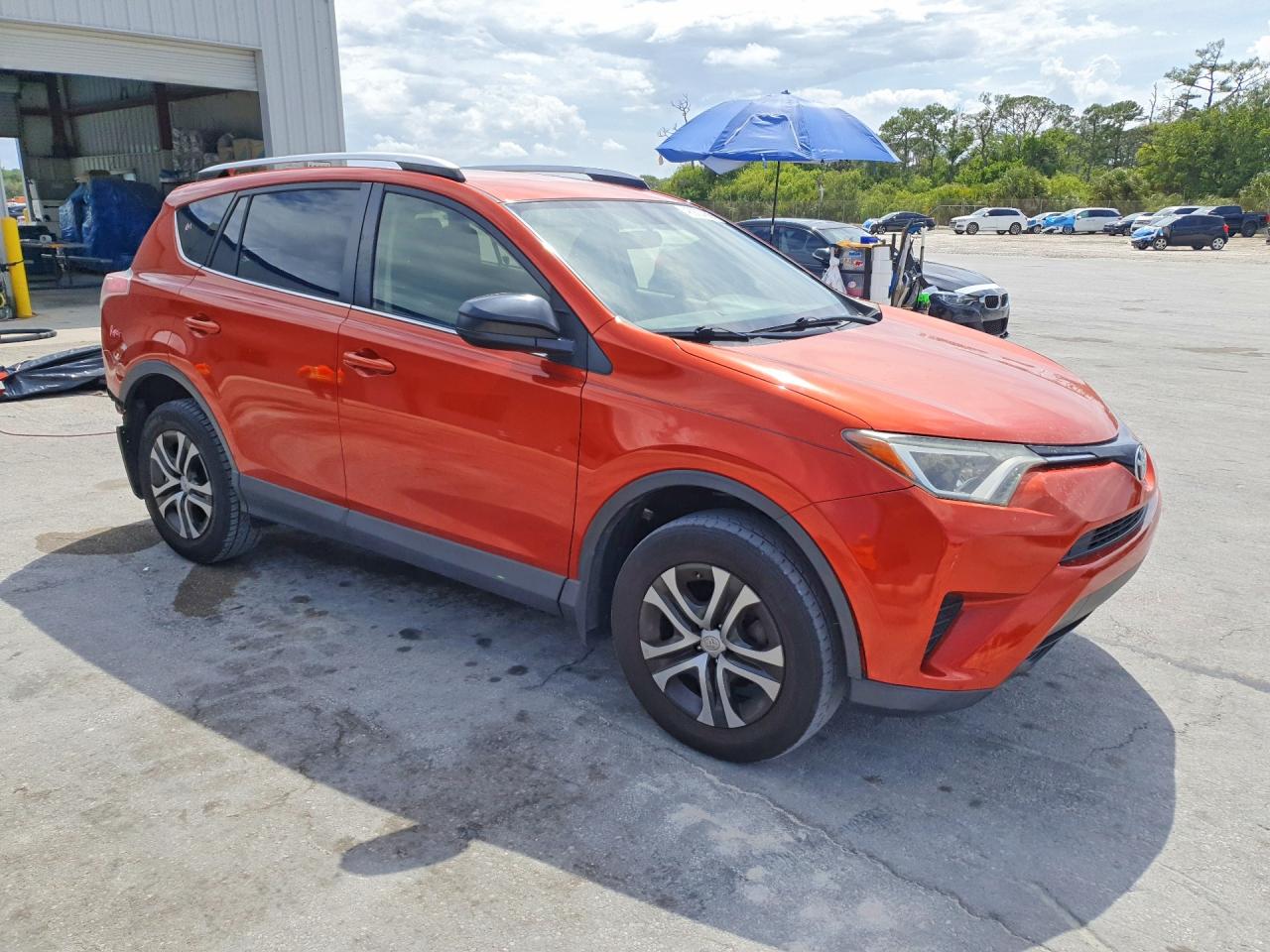 2016 TOYOTA RAV4 LE photo 10