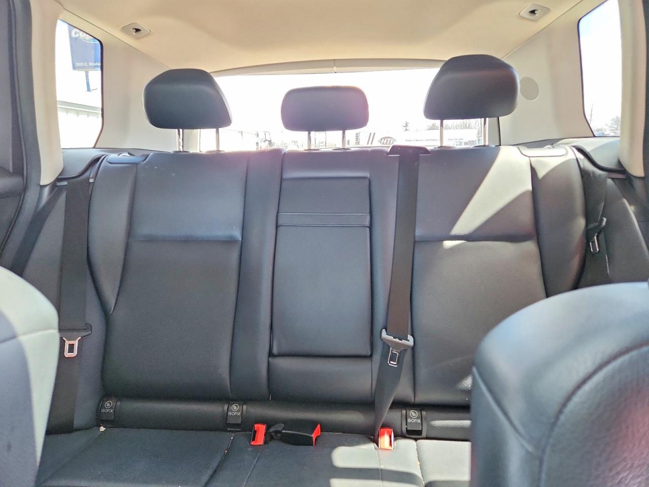 2015 MERCEDES-BENZ GLK 350 4MATIC photo 10