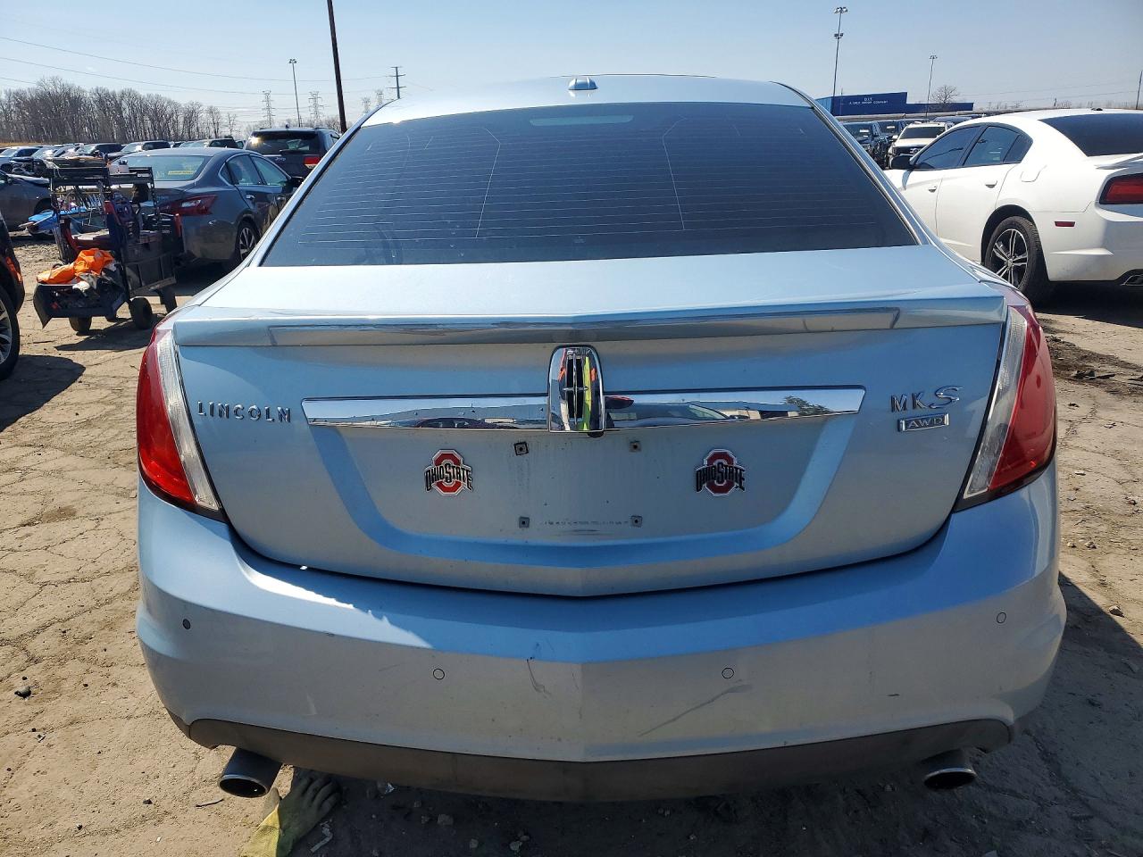2009 LINCOLN MKS photo 11