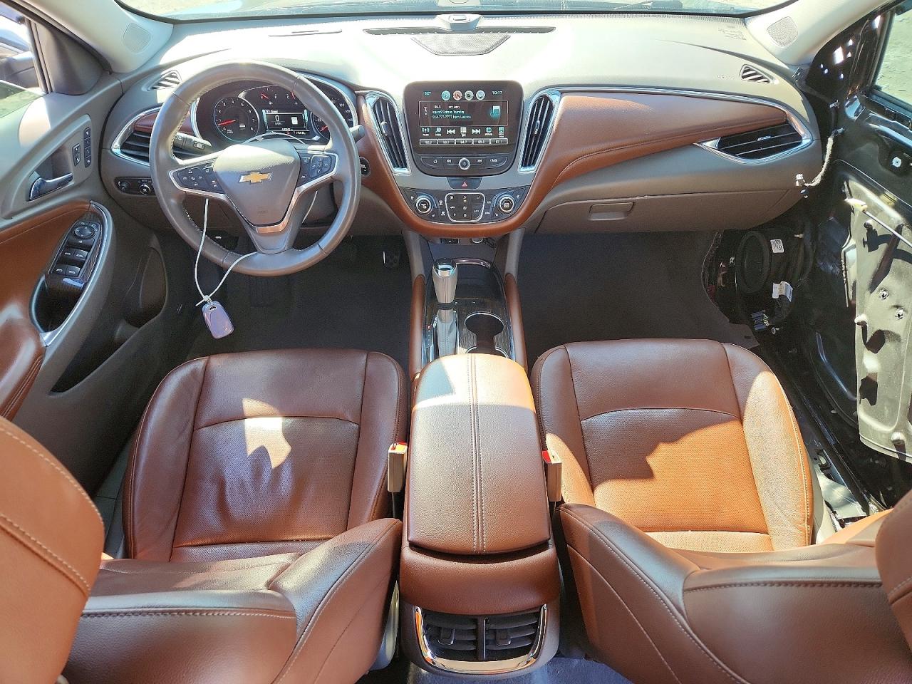 2018 CHEVROLET MALIBU PREMIER photo 8