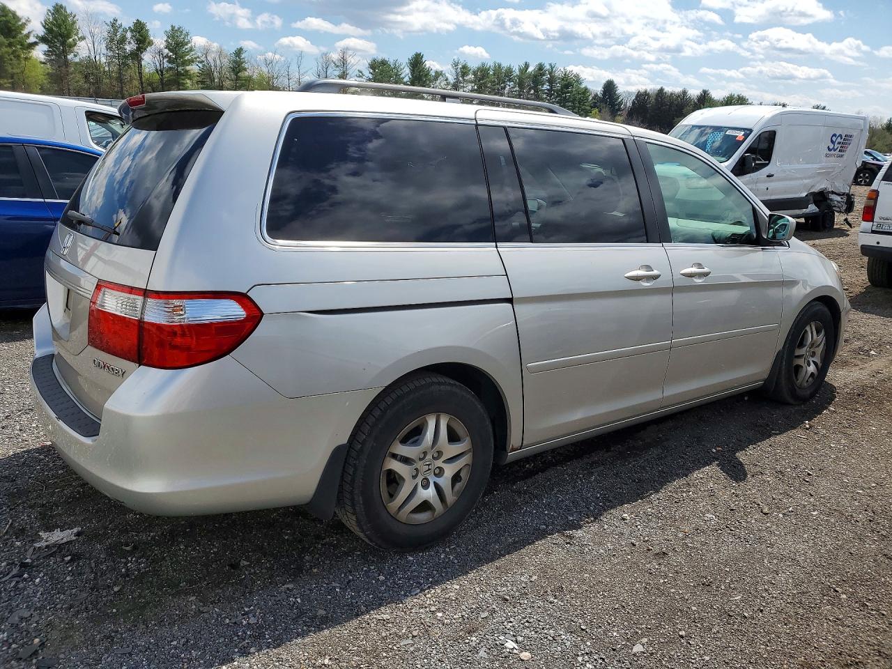 2005 HONDA ODYSSEY EX photo 3