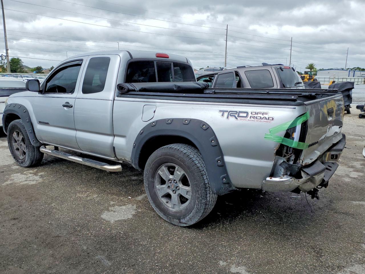 2007 TOYOTA TACOMA BASE photo 4