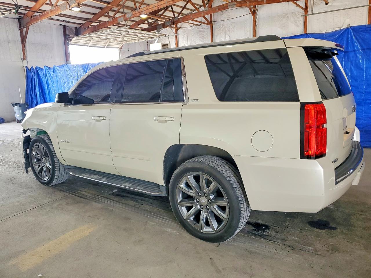 2015 CHEVROLET TAHOE K1500 LTZ photo 3