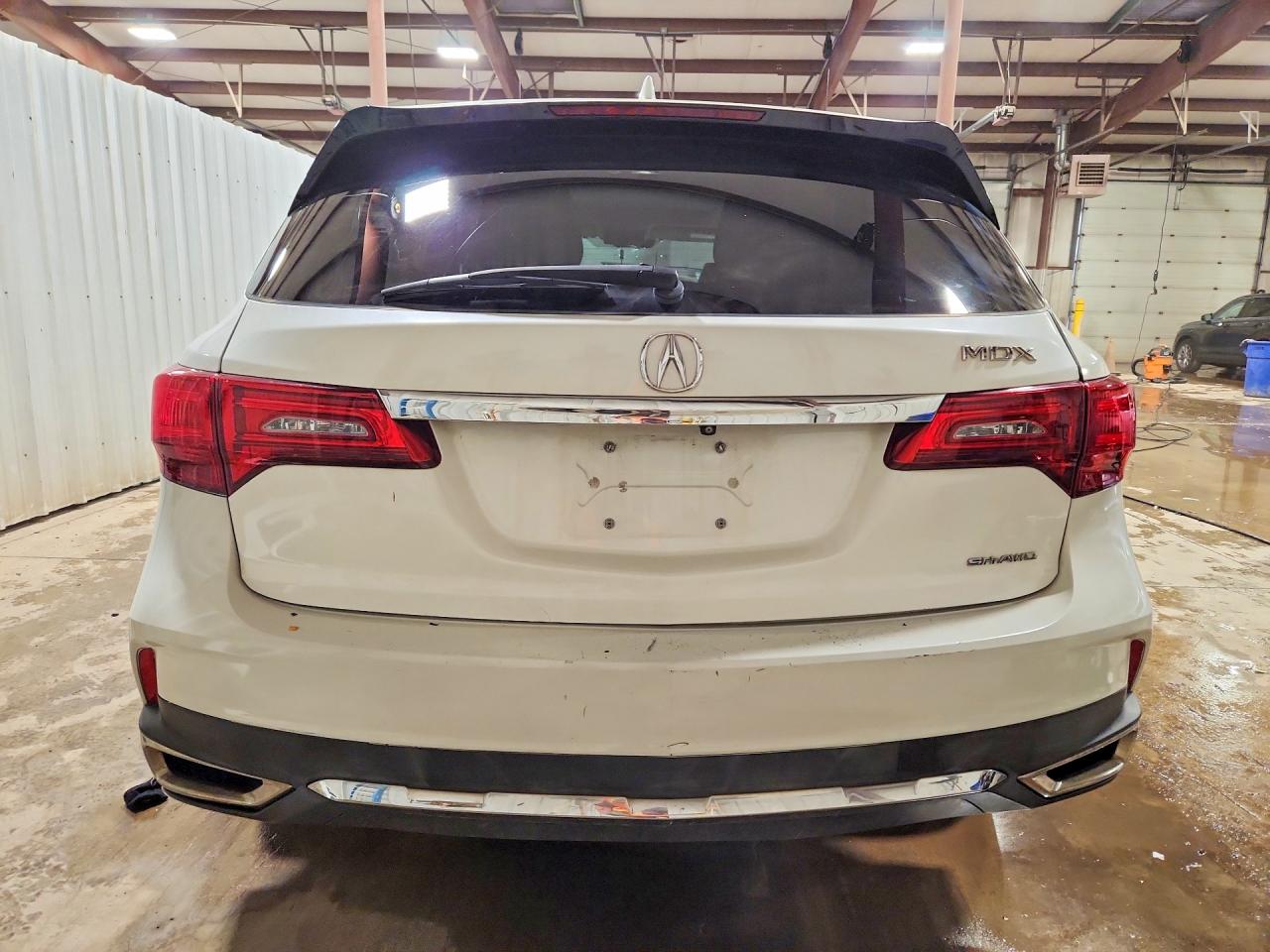 2017 ACURA MDX photo 11