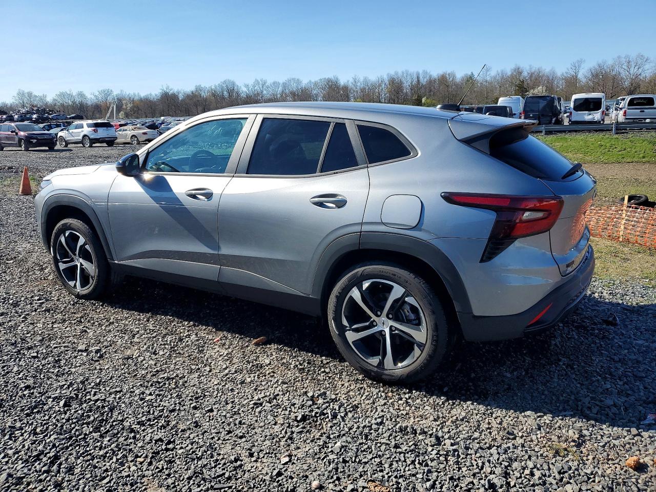 2025 CHEVROLET TRAX 1RS photo 3
