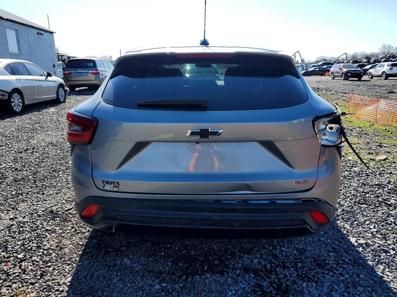 2025 CHEVROLET TRAX 1RS photo 11