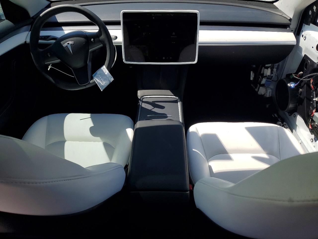 2023 TESLA MODEL 3 photo 8