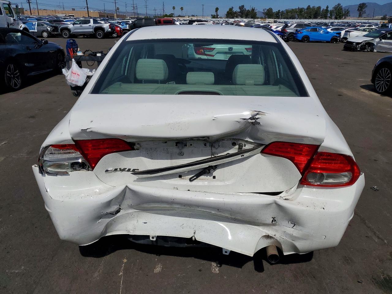 2010 HONDA CIVIC LX photo 16