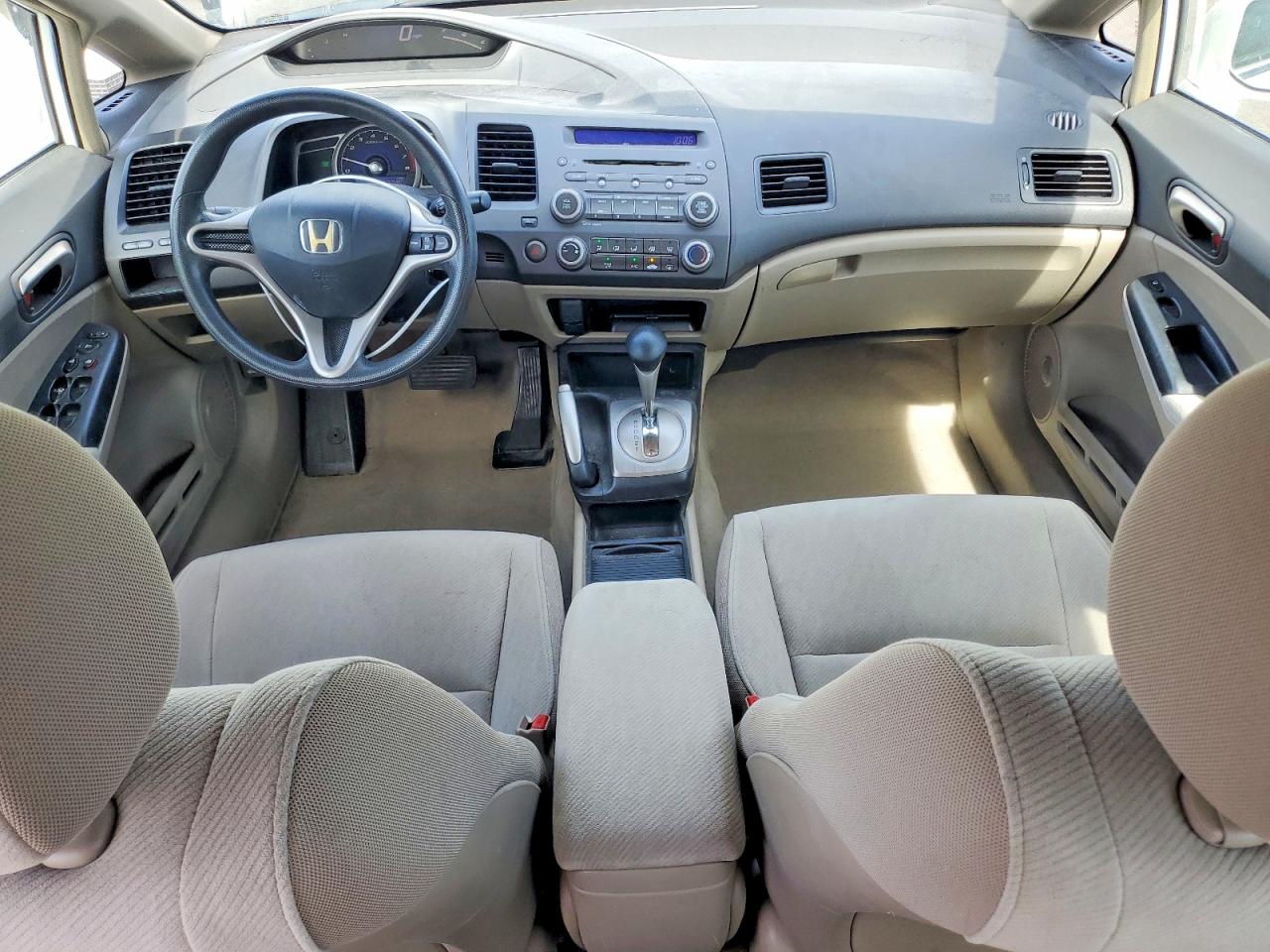 2010 HONDA CIVIC LX photo 22