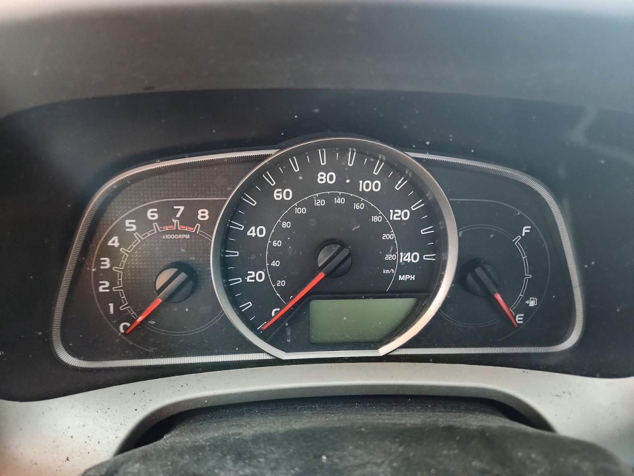 2013 TOYOTA RAV4 XLE photo 25