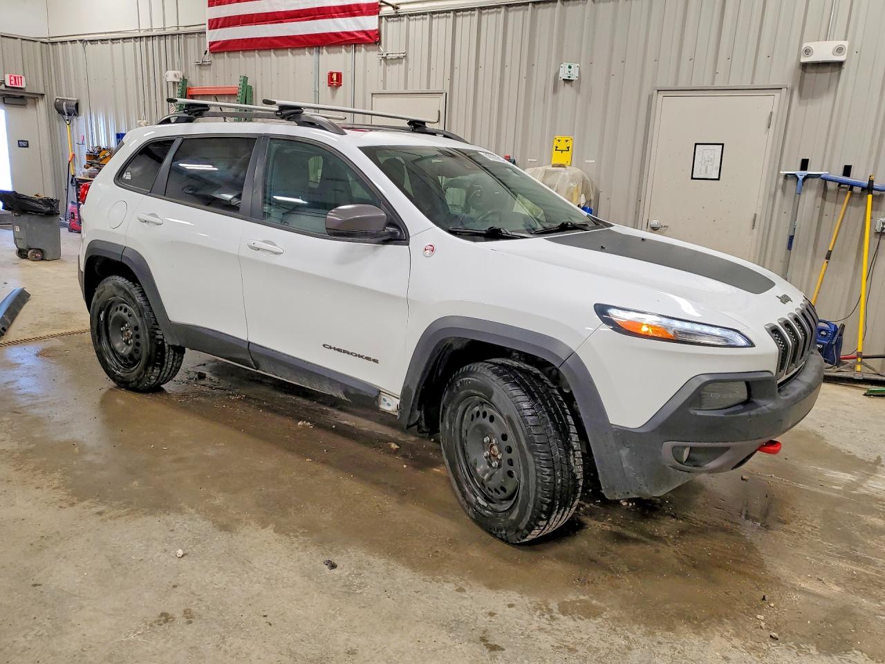 2014 JEEP CHEROKEE TRAILHAWK photo 4