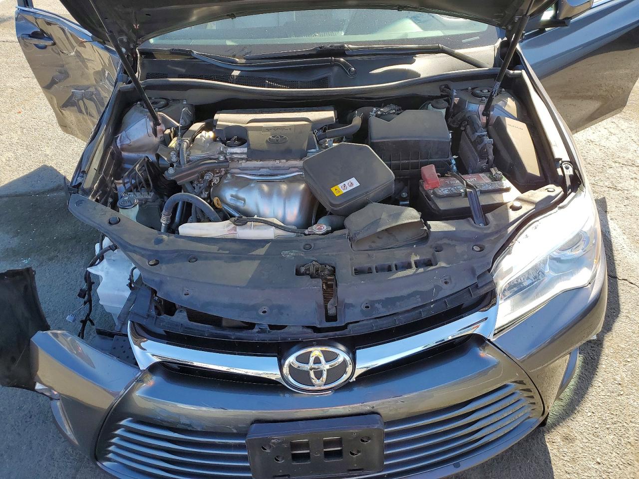 2017 TOYOTA CAMRY LE photo 21