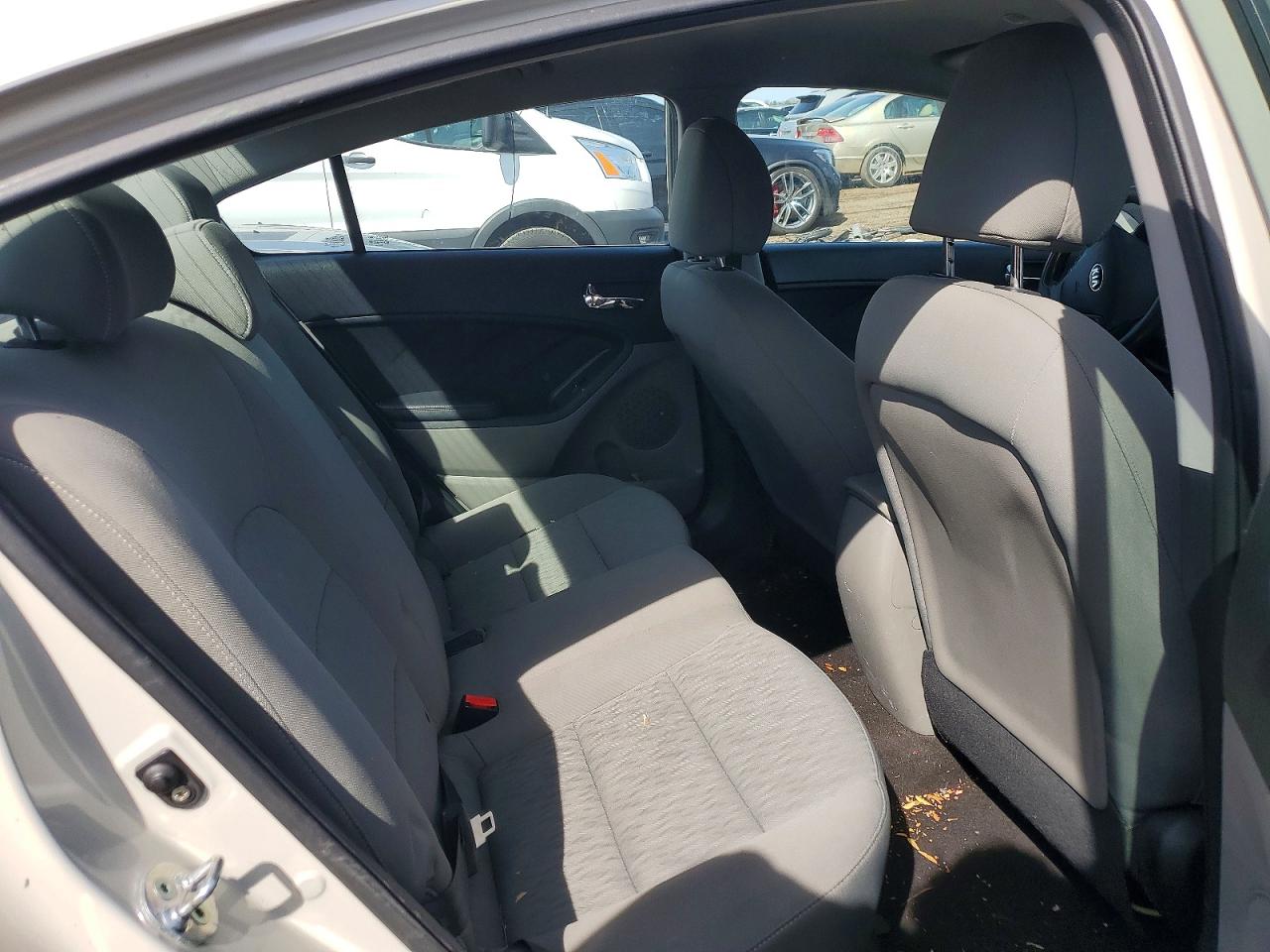 2015 KIA FORTE LX photo 19