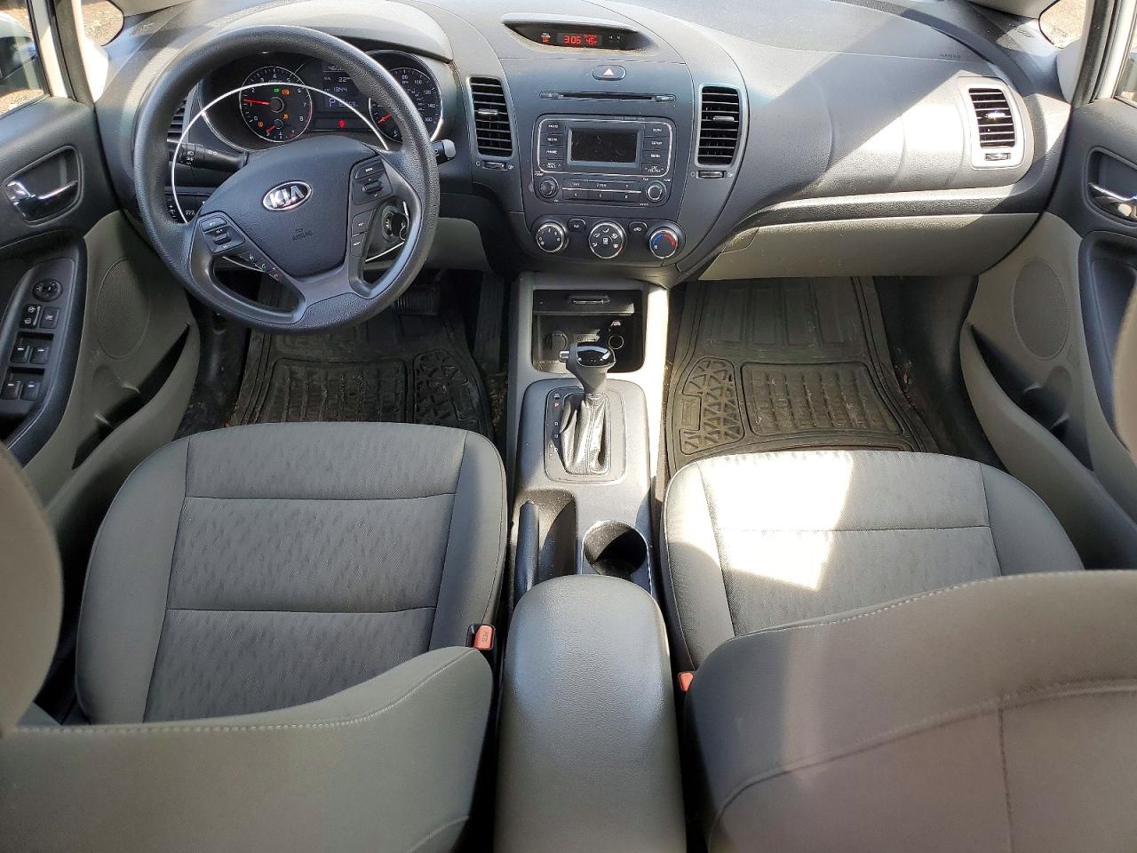 2015 KIA FORTE LX photo 15