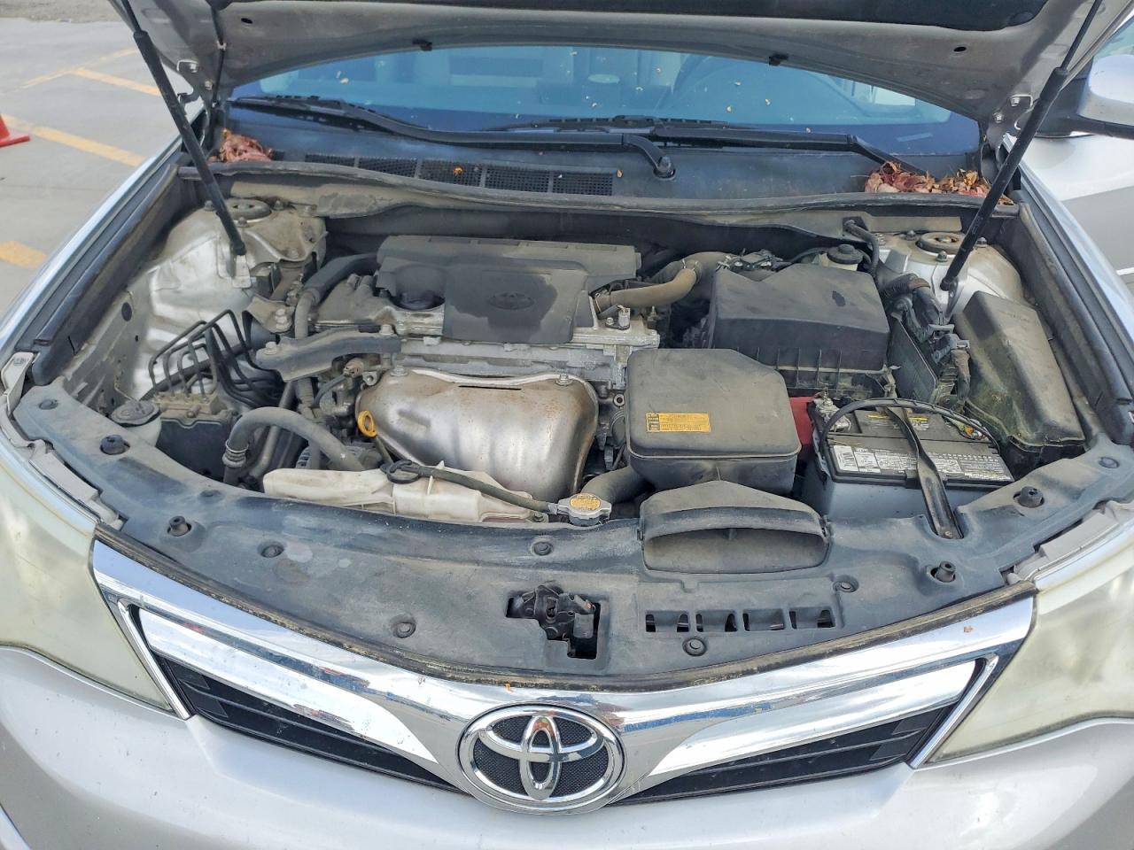 2014 TOYOTA CAMRY LE photo 21