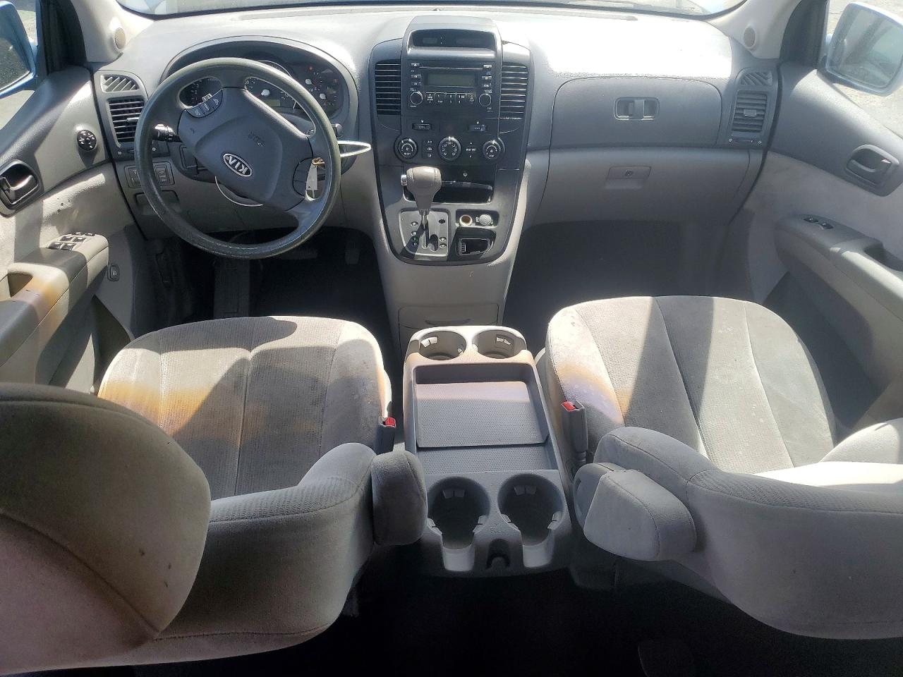 2008 KIA SEDONA LX photo 15