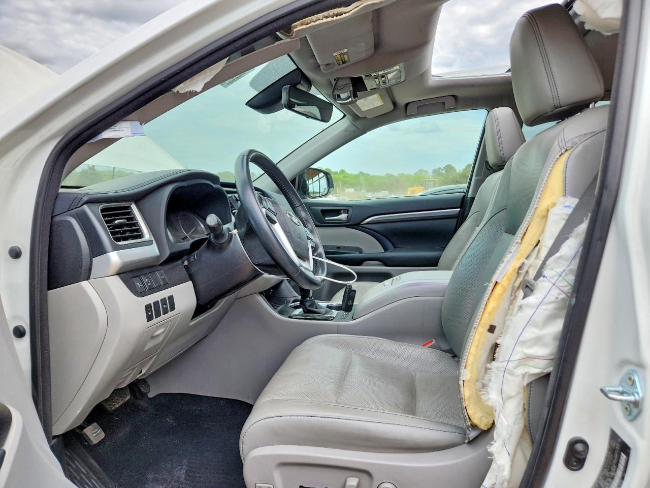 2018 TOYOTA HIGHLANDER LIMITED photo 13