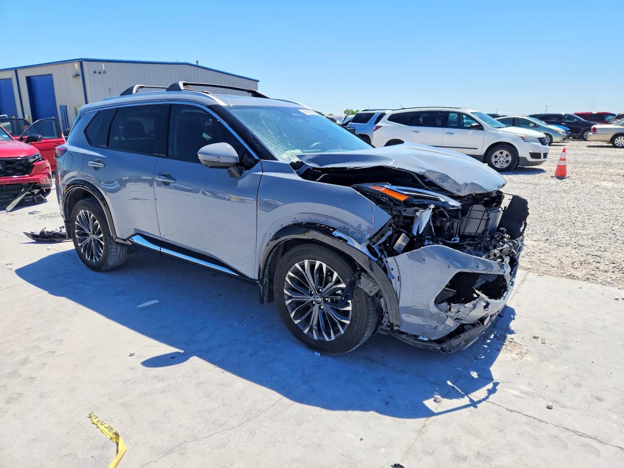 2025 NISSAN ROGUE PLATINUM photo 10