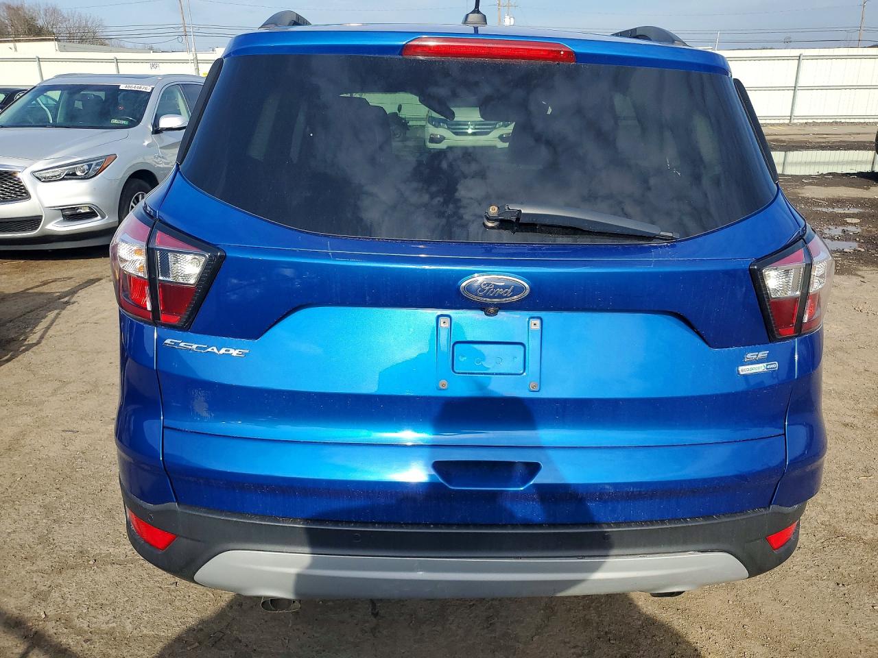 2017 FORD ESCAPE SE photo 6