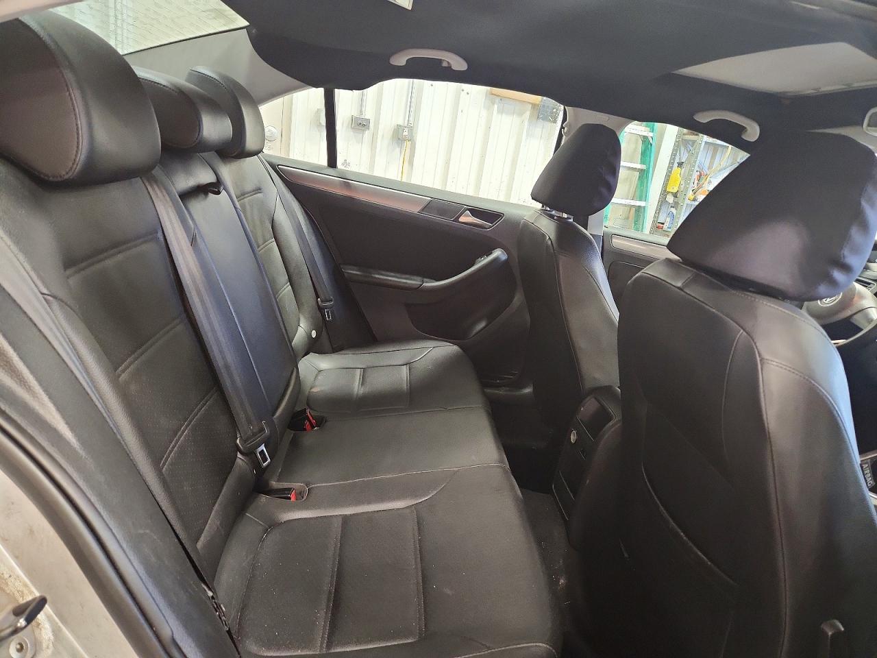 2013 VOLKSWAGEN JETTA TDI photo 19