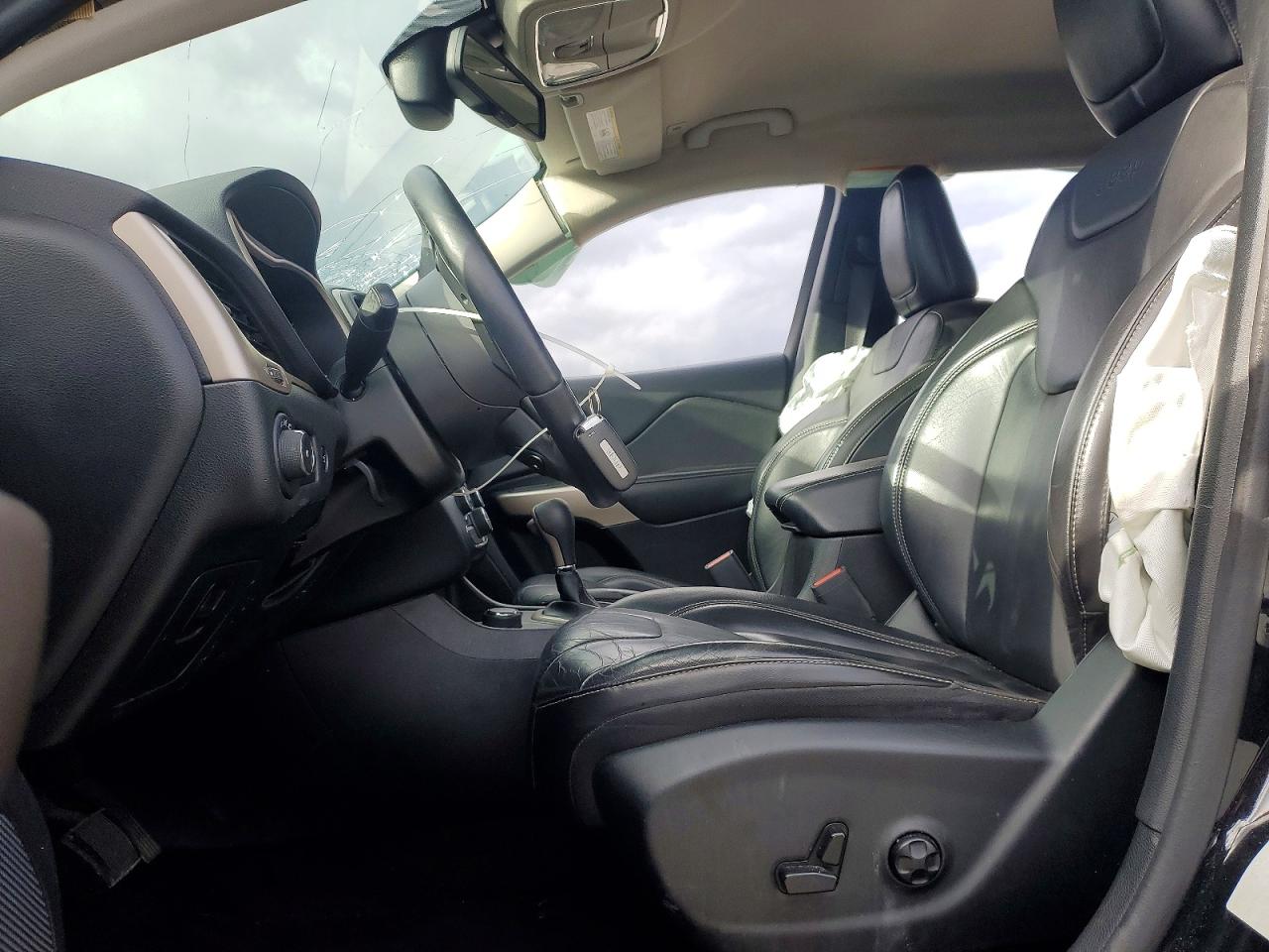 2018 JEEP CHEROKEE LIMITED photo 19