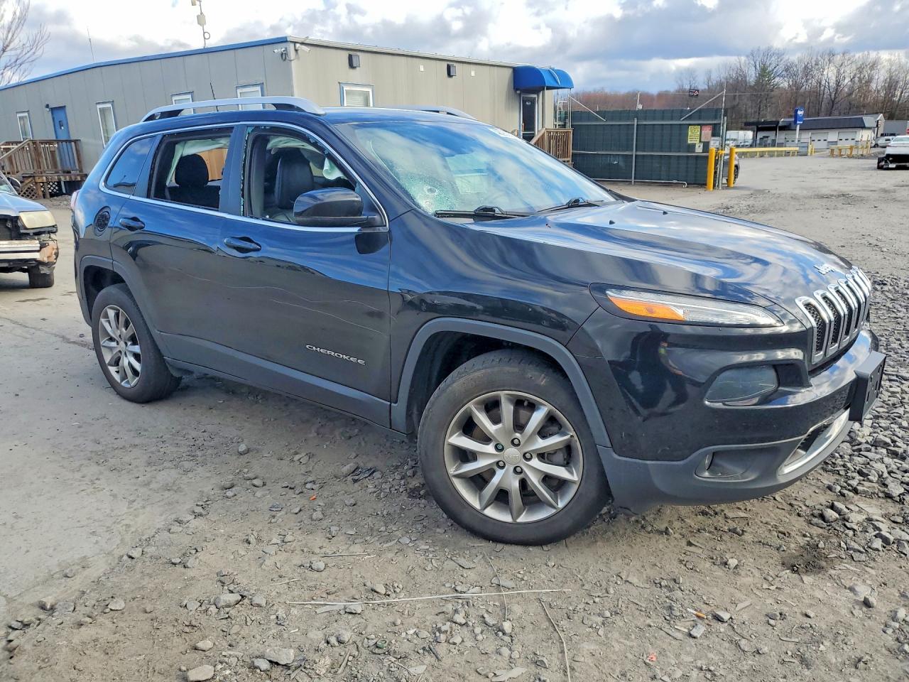 2018 JEEP CHEROKEE LIMITED photo 10