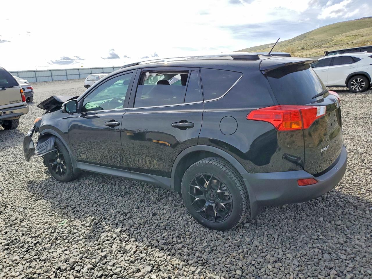 2015 TOYOTA RAV4 LIMITED photo 3