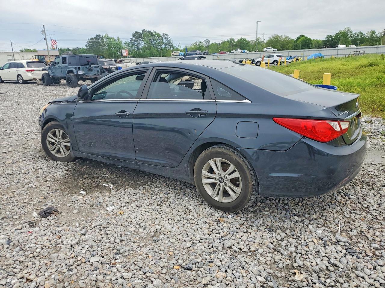 2011 HYUNDAI SONATA GLS photo 3