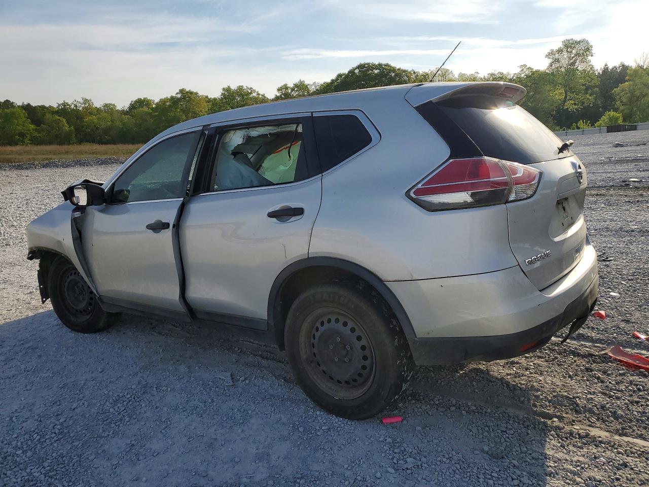 2016 NISSAN ROGUE S photo 4