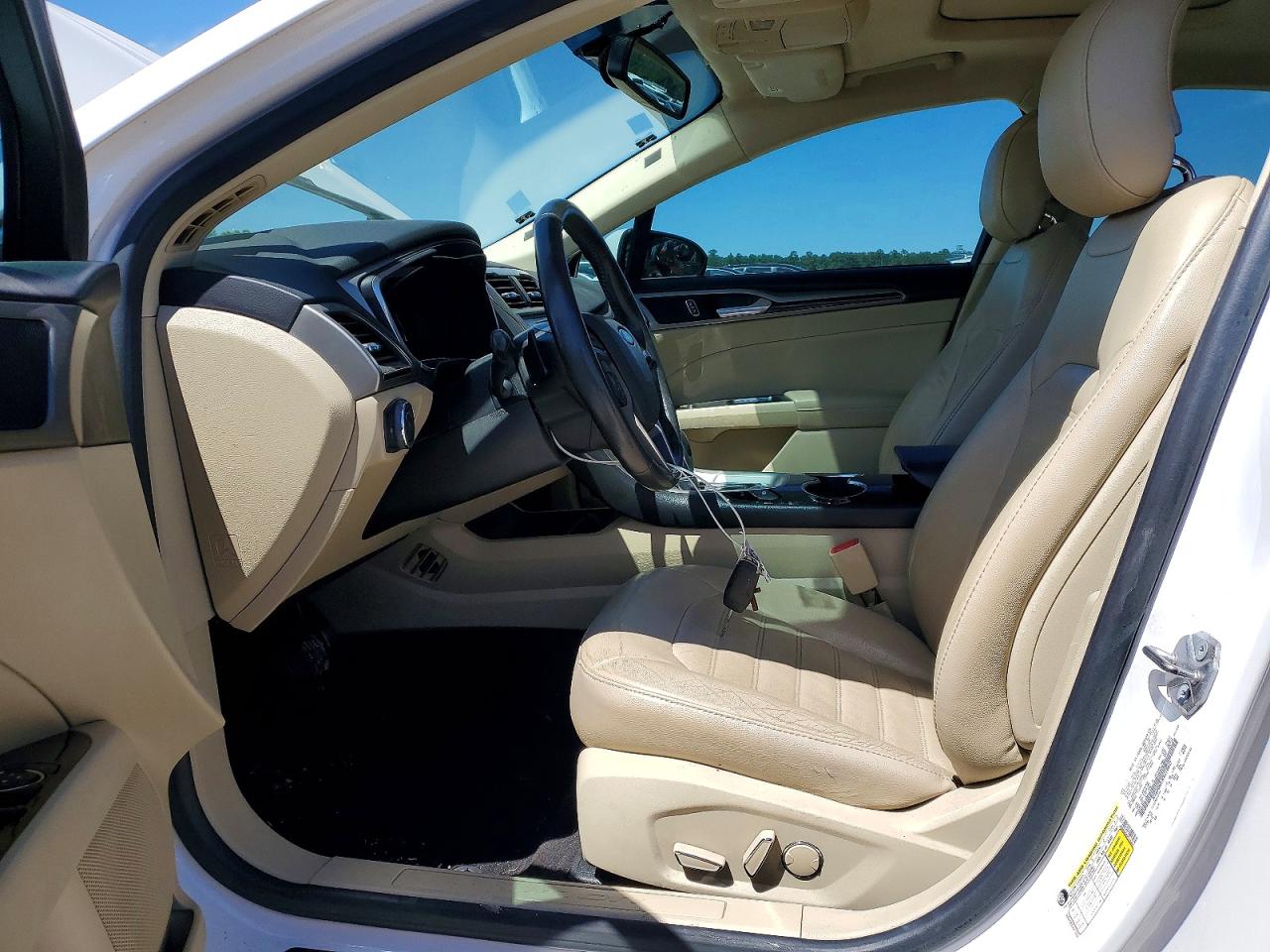 2014 FORD FUSION photo 13