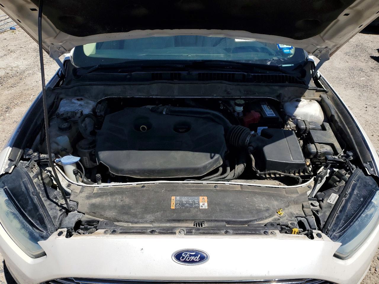 2014 FORD FUSION photo 23