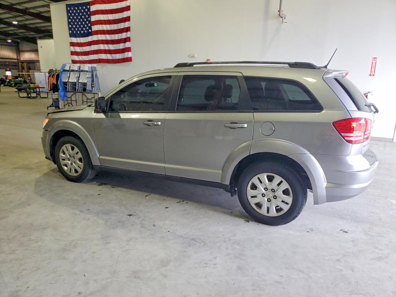 2018 DODGE JOURNEY SE photo 3