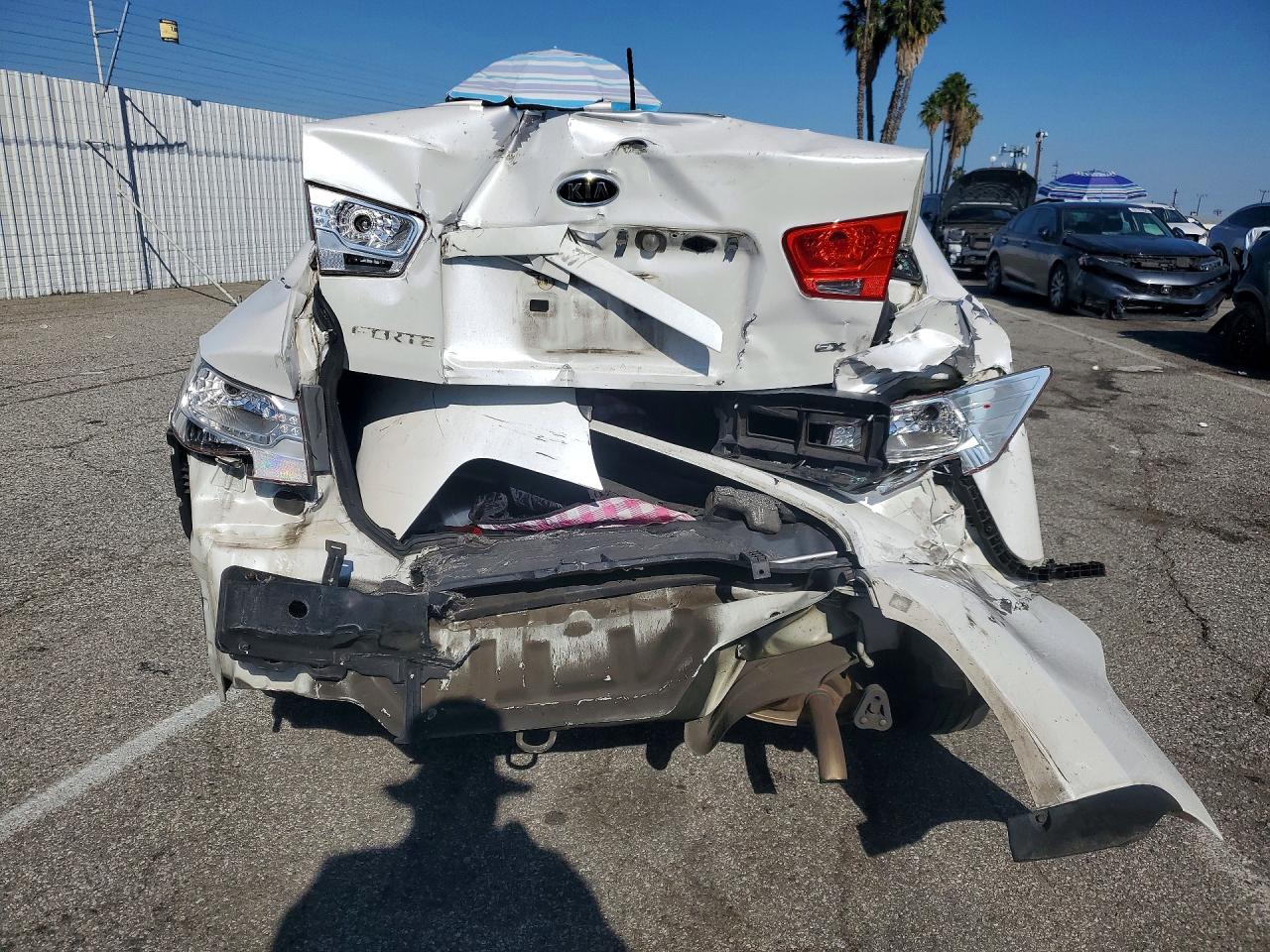 2012 KIA FORTE EX photo 11