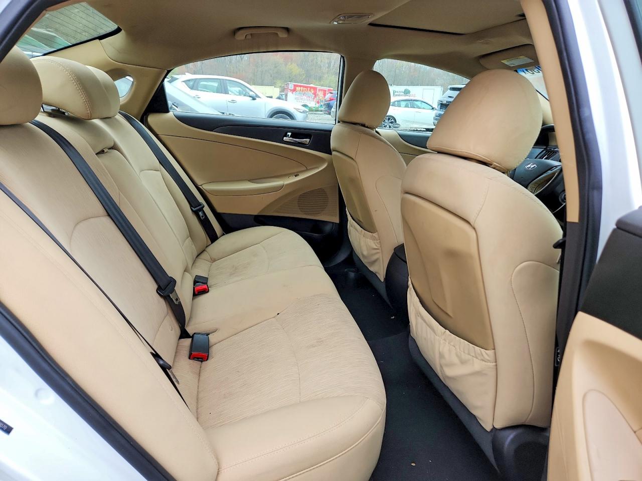 2014 HYUNDAI SONATA GLS photo 28