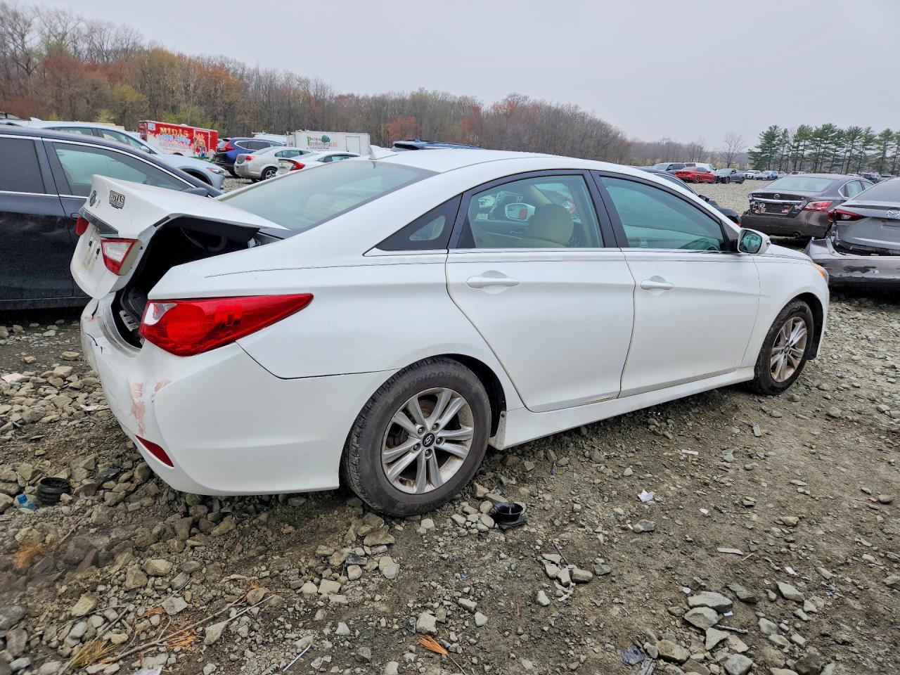 2014 HYUNDAI SONATA GLS photo 7