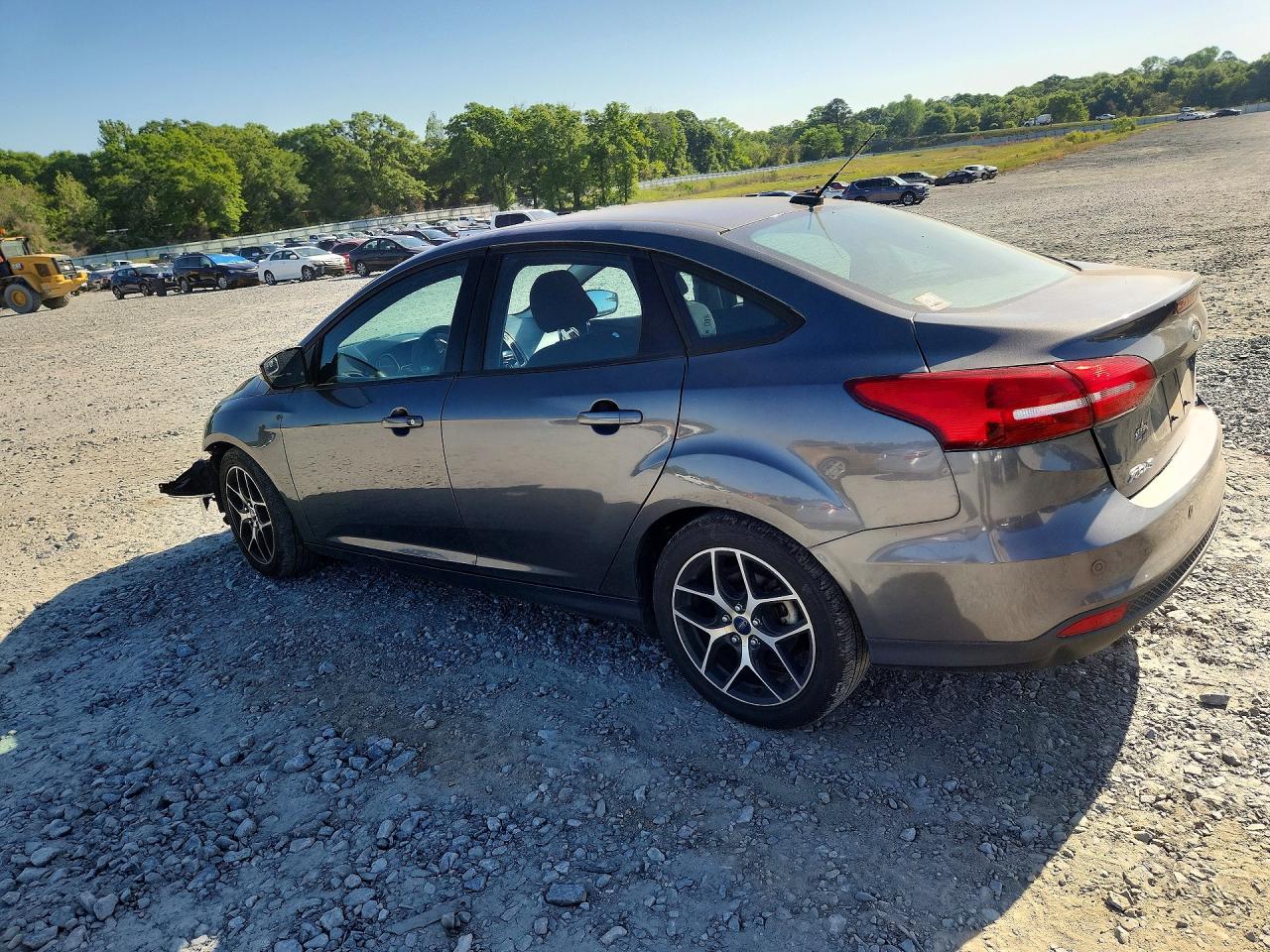 2017 FORD FOCUS SEL photo 3