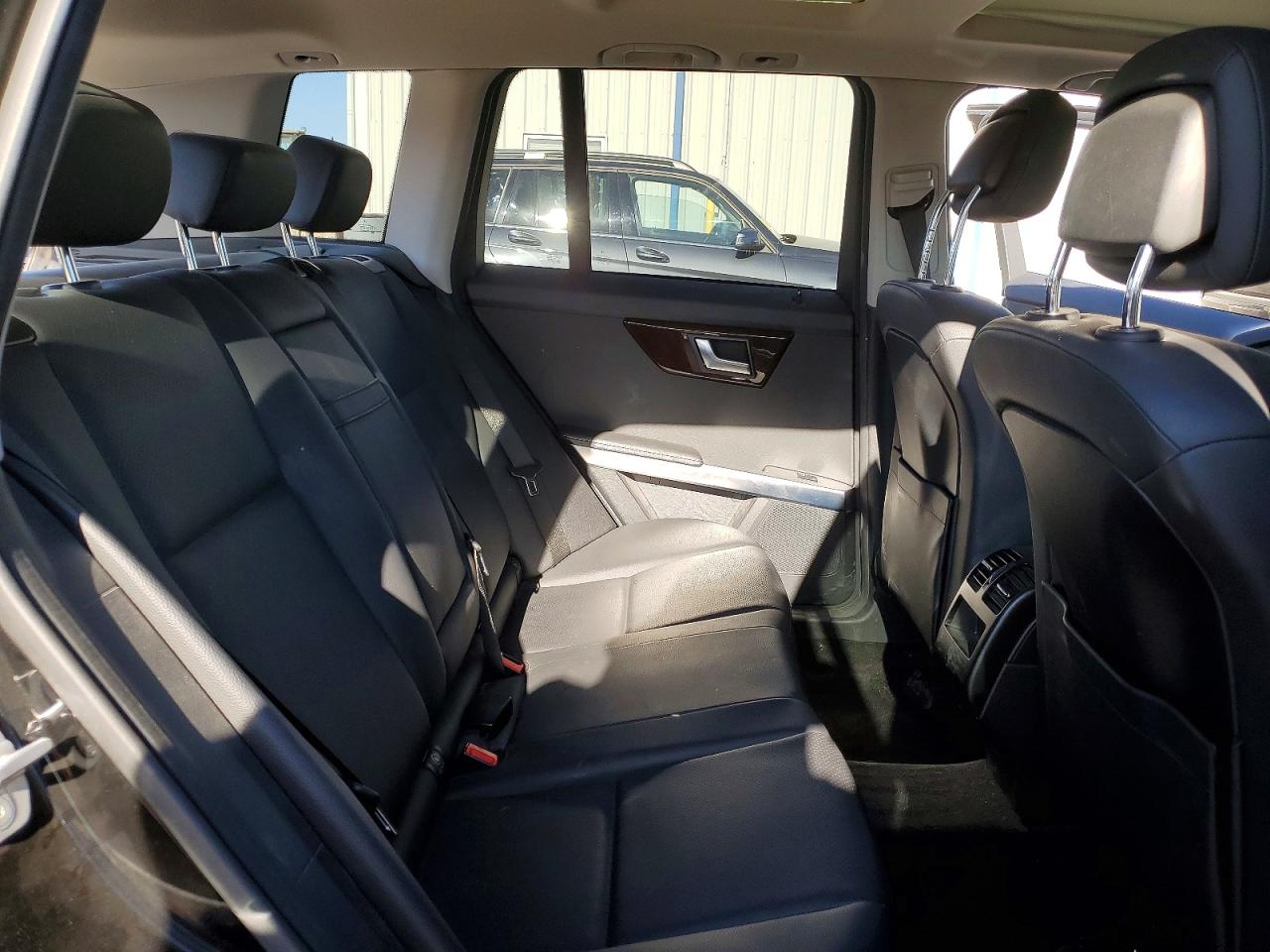 2015 MERCEDES-BENZ GLK 350 photo 21