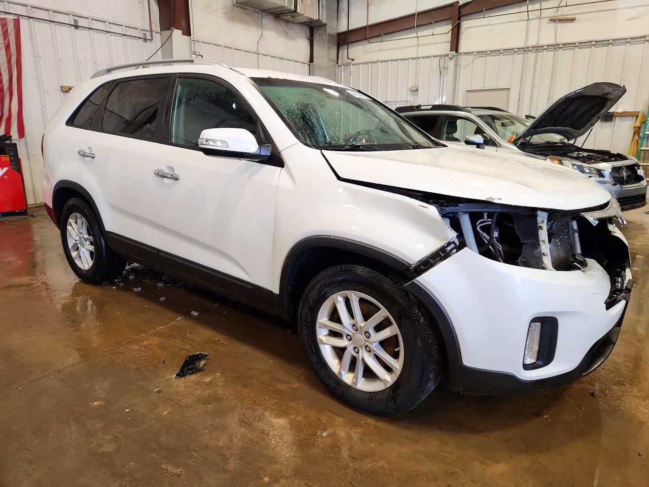 2014 KIA SORENTO LX photo 7
