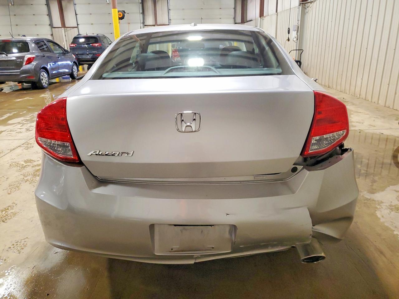 2011 HONDA ACCORD EXL photo 6