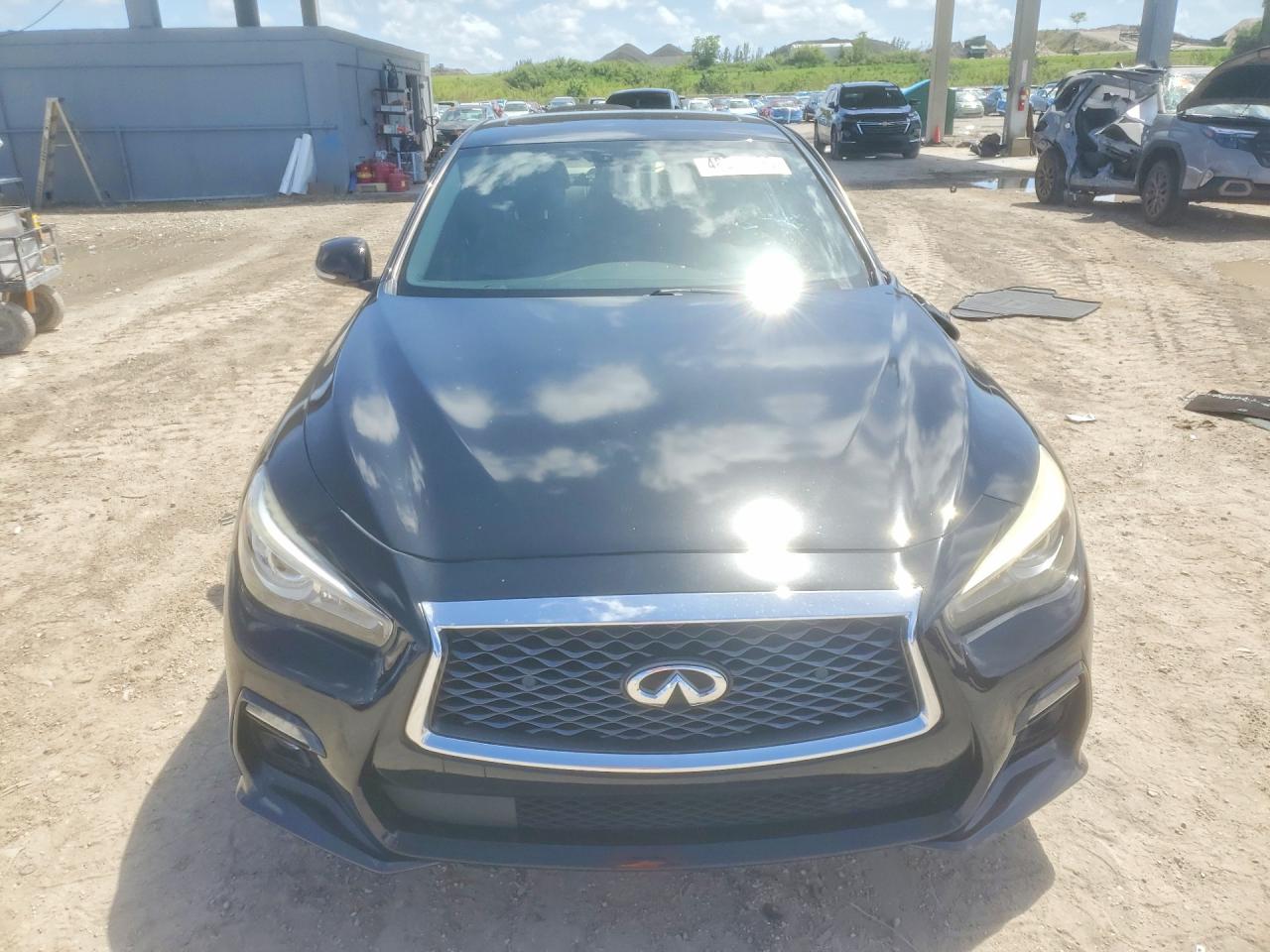 2018 INFINITI Q50 RED SPORT 400 photo 5