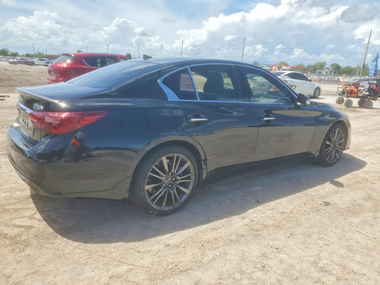 2018 INFINITI Q50 RED SPORT 400 photo 3