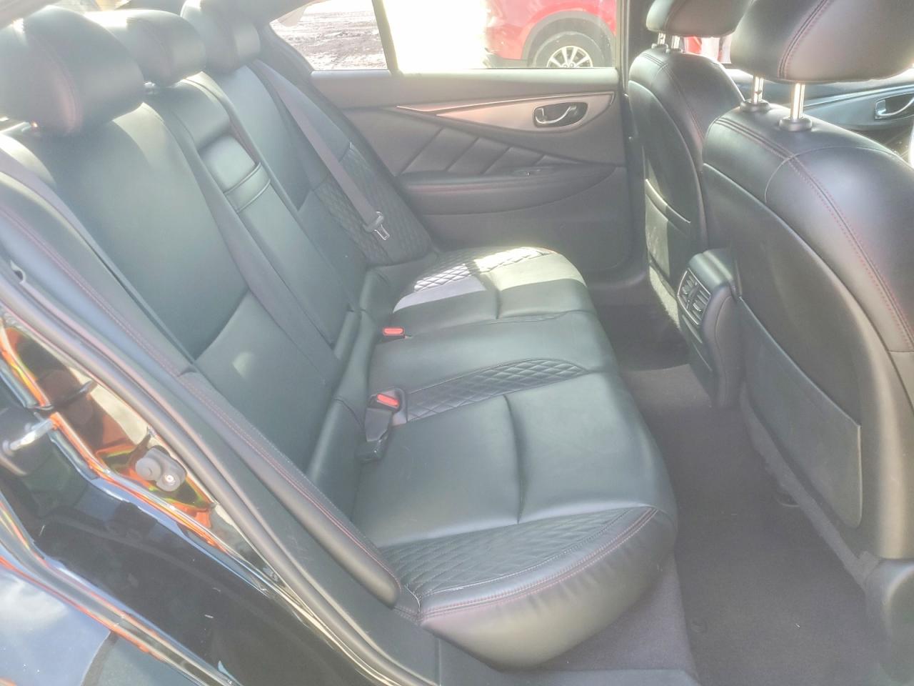 2018 INFINITI Q50 RED SPORT 400 photo 10
