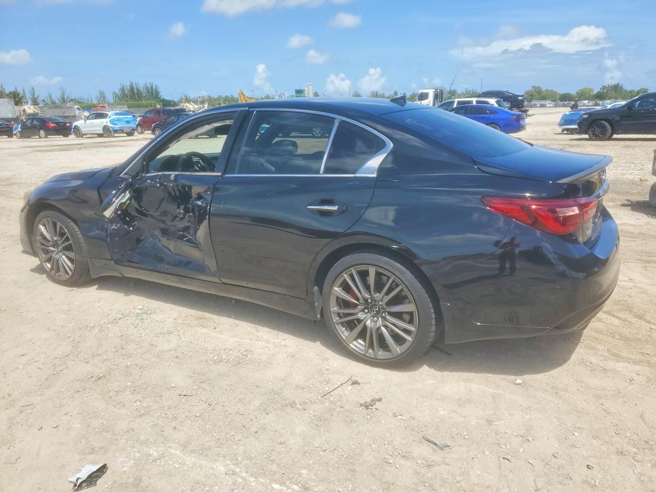 2018 INFINITI Q50 RED SPORT 400 photo 2
