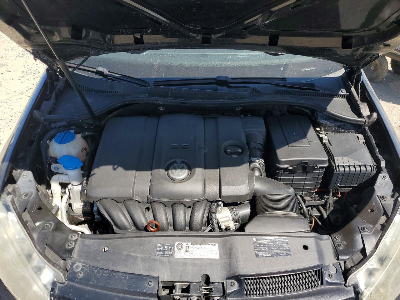 2010 VOLKSWAGEN GOLF photo 21