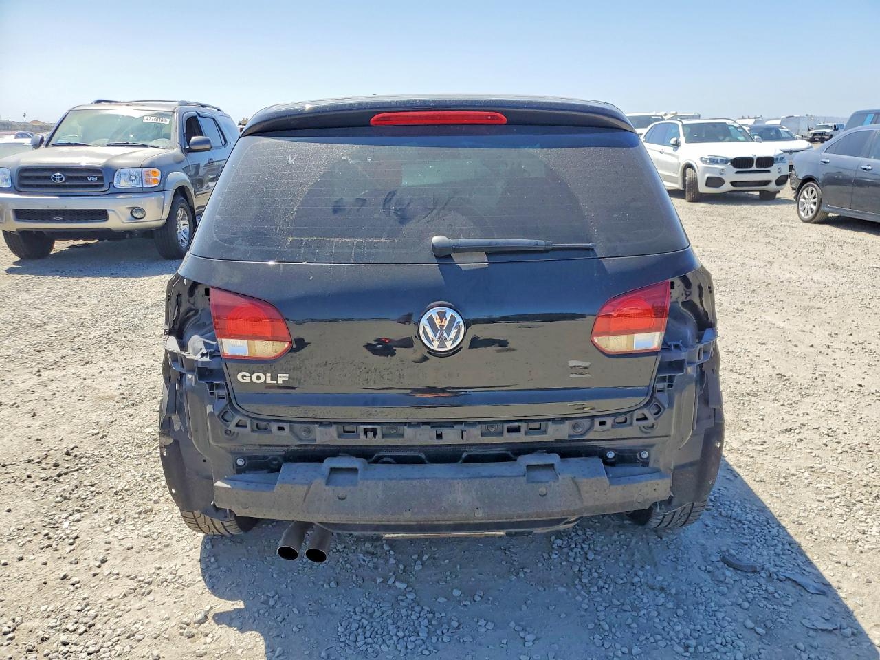 2010 VOLKSWAGEN GOLF photo 11