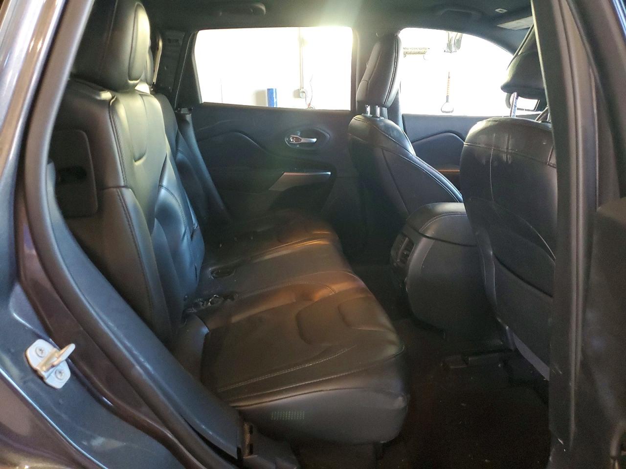 2019 JEEP CHEROKEE LIMITED photo 21