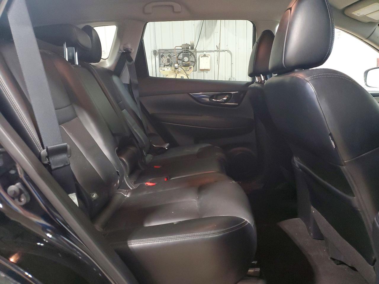 2018 NISSAN ROGUE SL photo 11