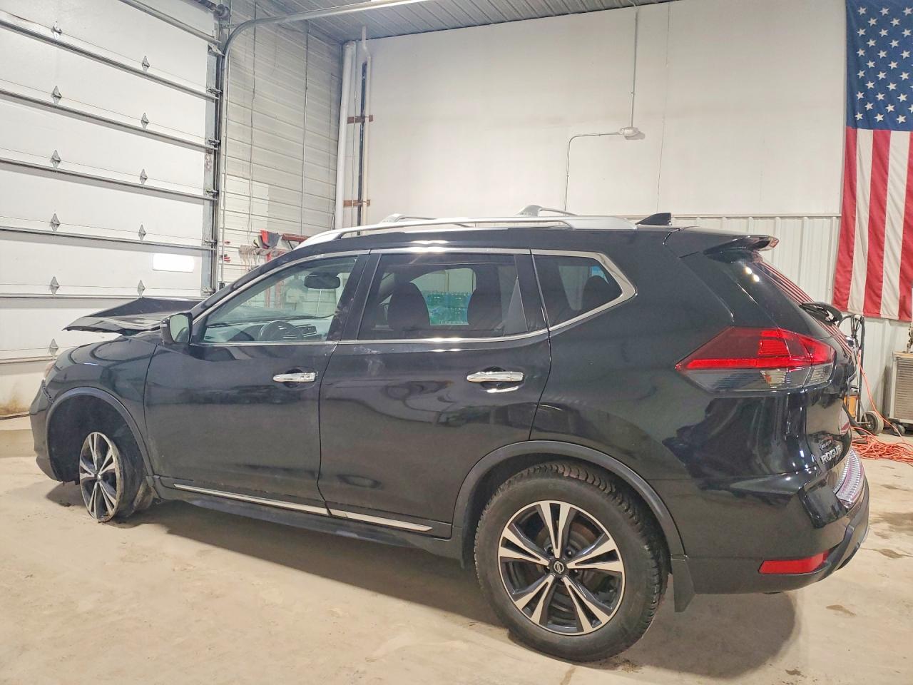2018 NISSAN ROGUE SL photo 2