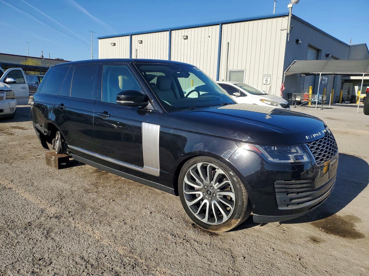 2019 LAND ROVER RANGE ROVER SUPERCHARGED photo 7